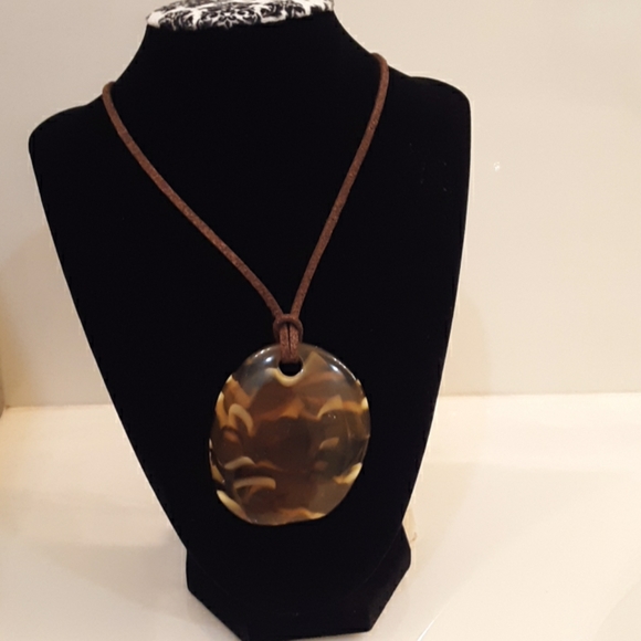 Jewelry - Amber & Suede Chain Swirl Circle Necklace